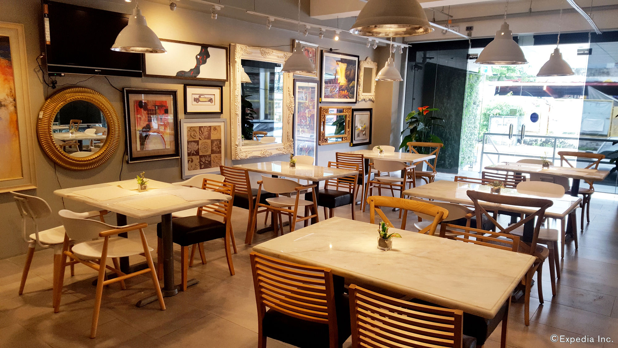 Фото Oyo 146 Solace Hotel