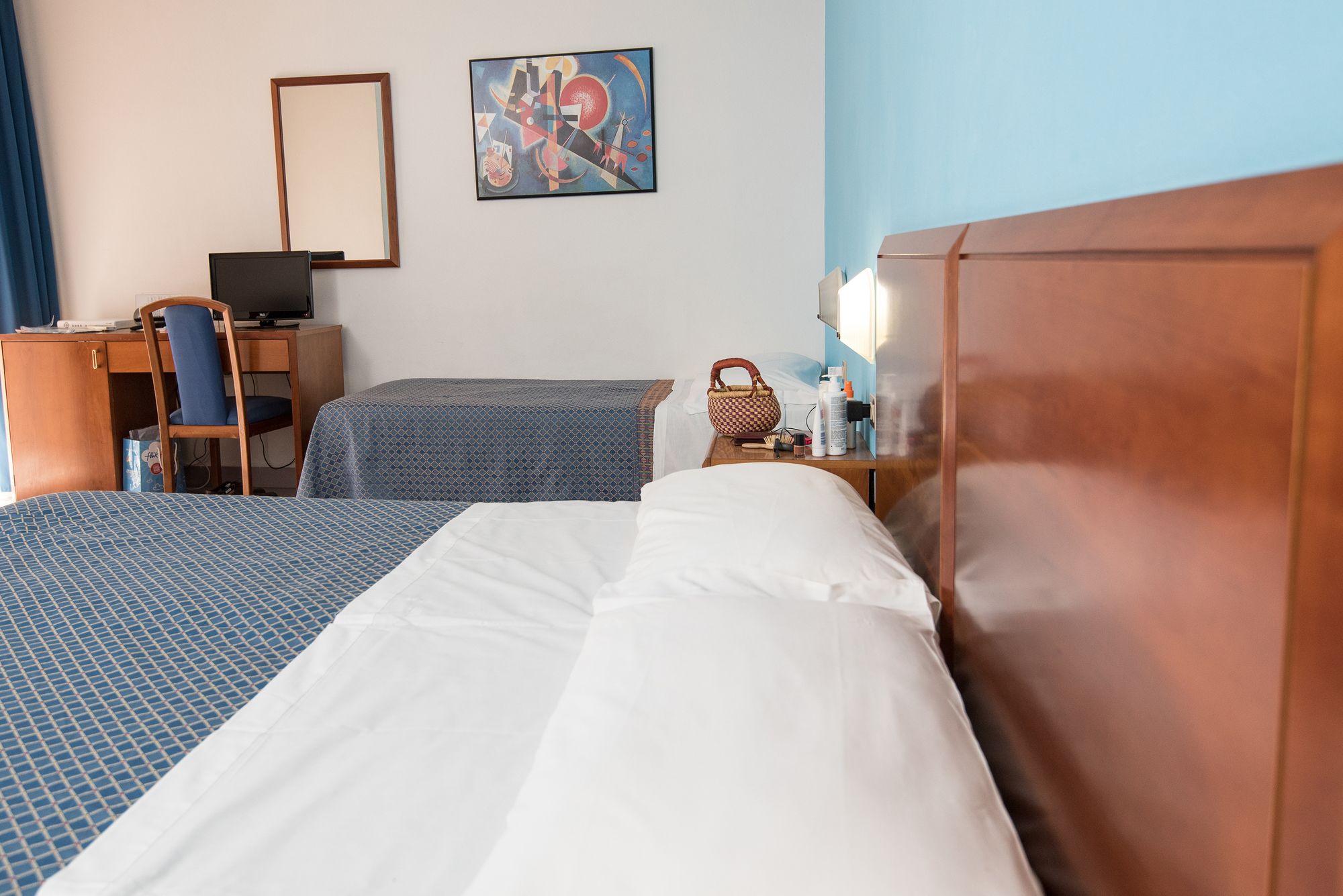 Фото Hotel Kontiki