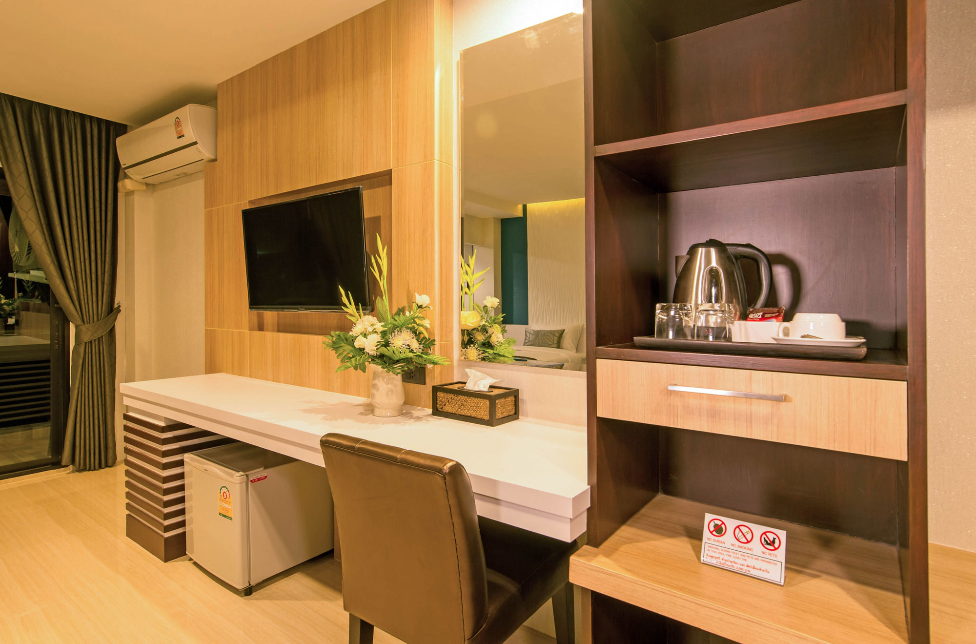 Фото The Nice Hotel