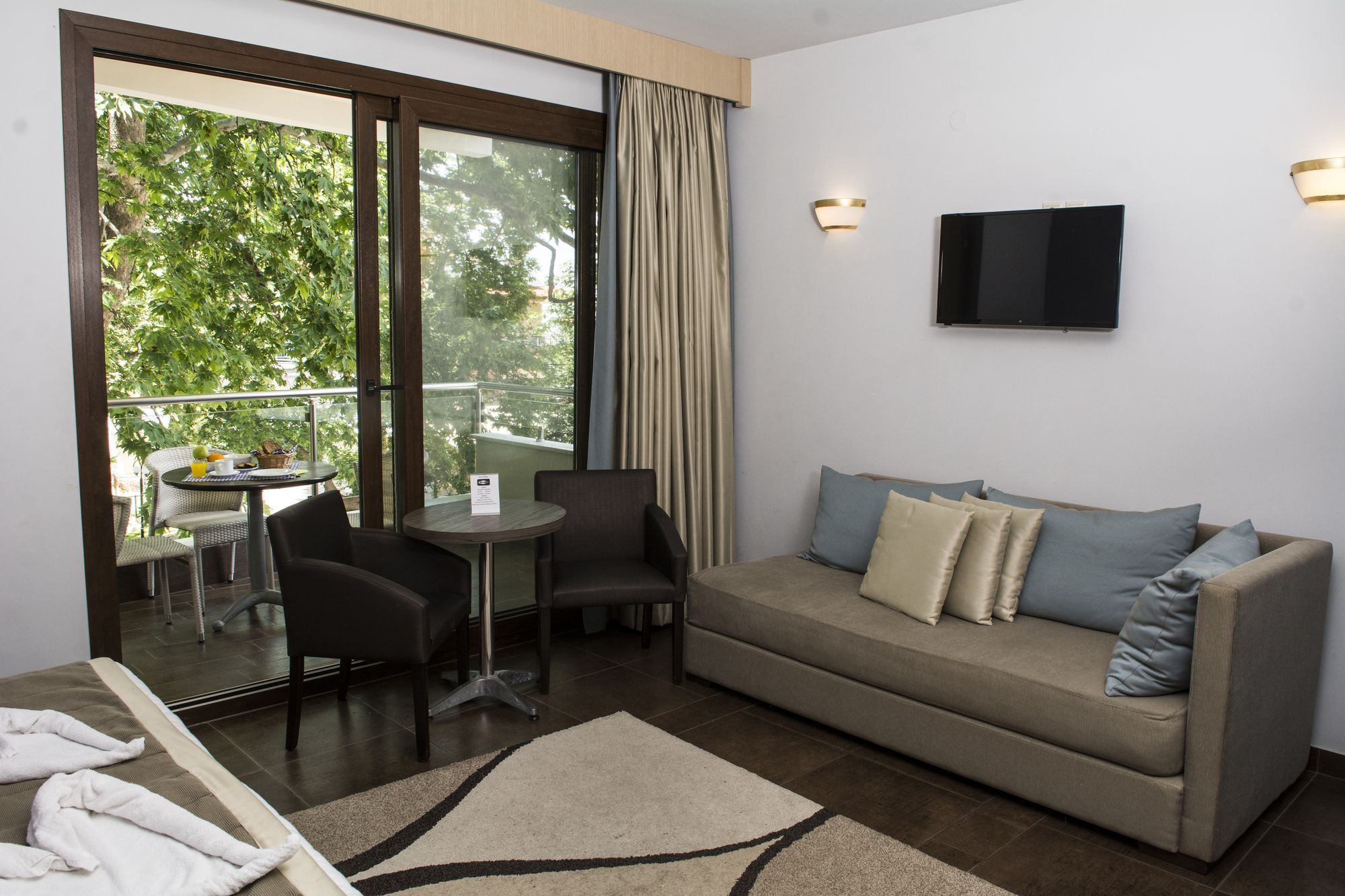 Фото Hotel Ifigenia