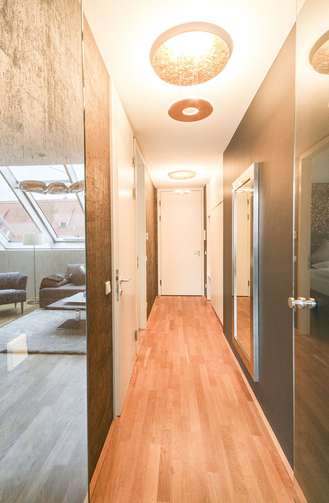 Фото Abieshomes Serviced Apartments - Downtown