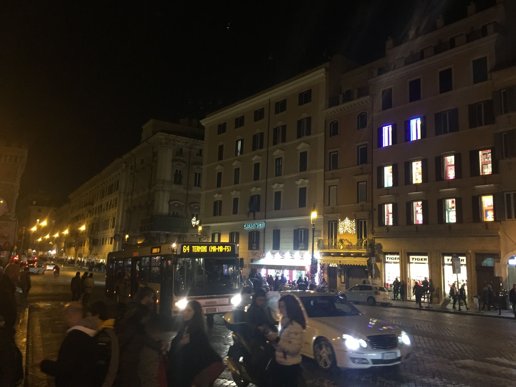 Фото Rental In Rome Piazza Venezia View Luxury Apartment B