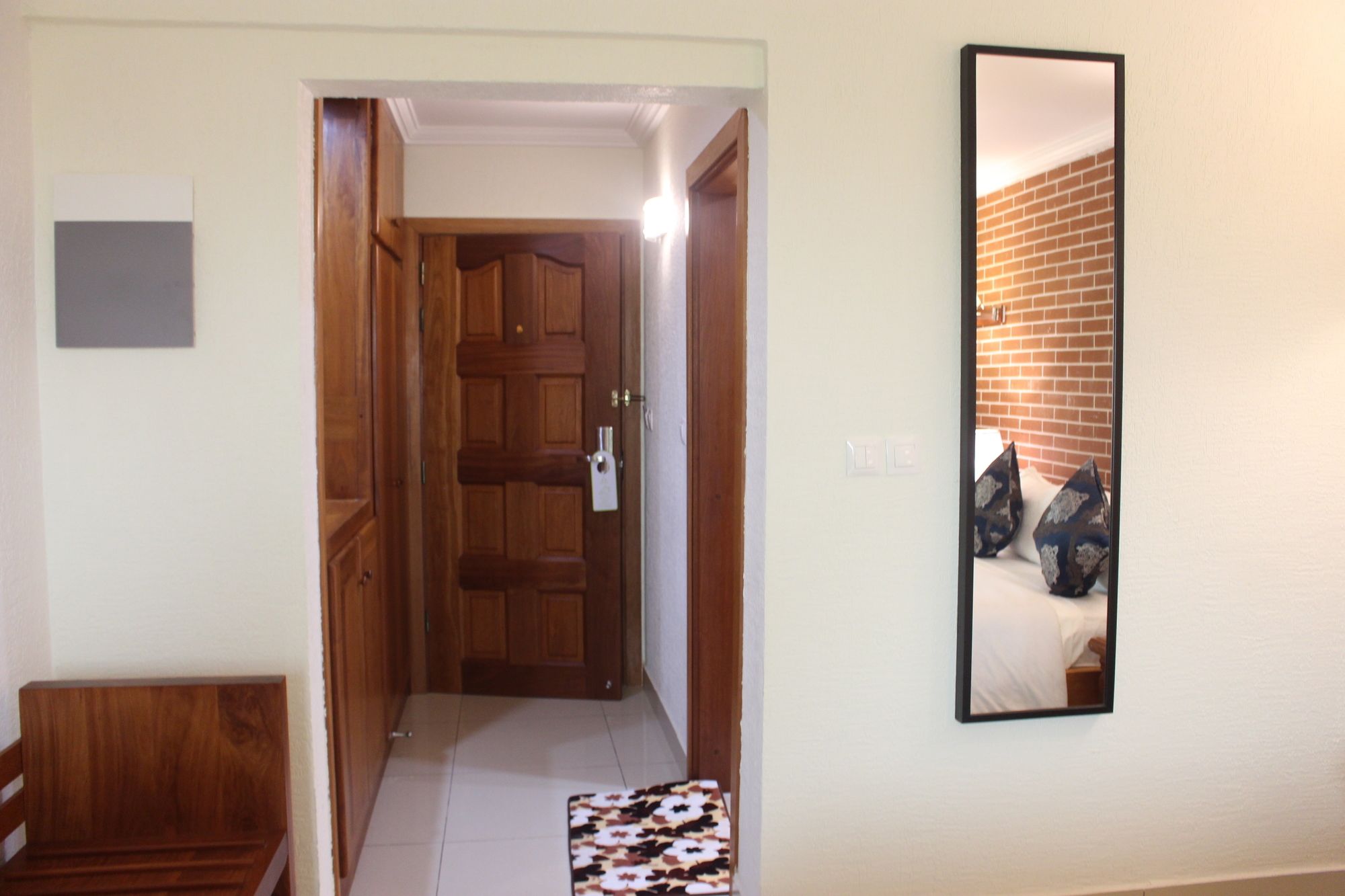 Фото Adamaoua Grand Hotel