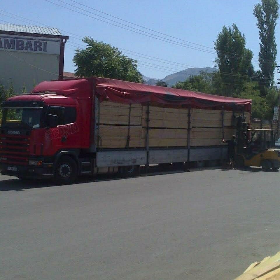 Lumber Hilaller, Isparta, photo