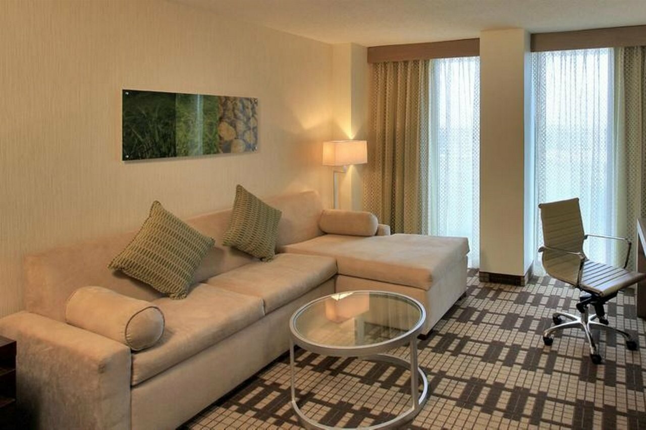 Фото Doubletree by Hilton Washington Dc/Silver Spring