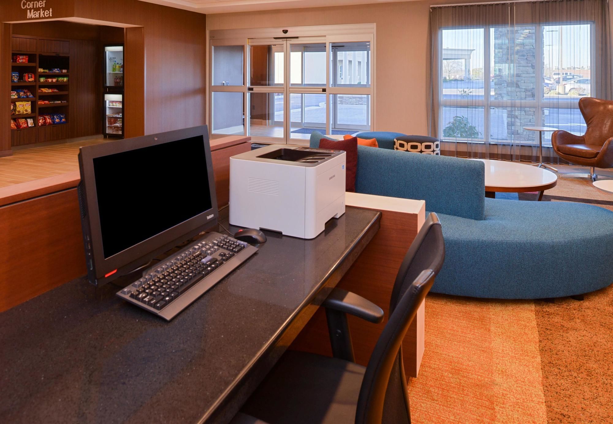 Фото Fairfield Inn & Suites by Marriott Martinsburg