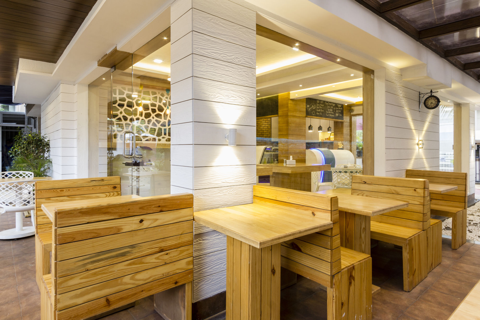 Фото FabHotel Imperio Baner