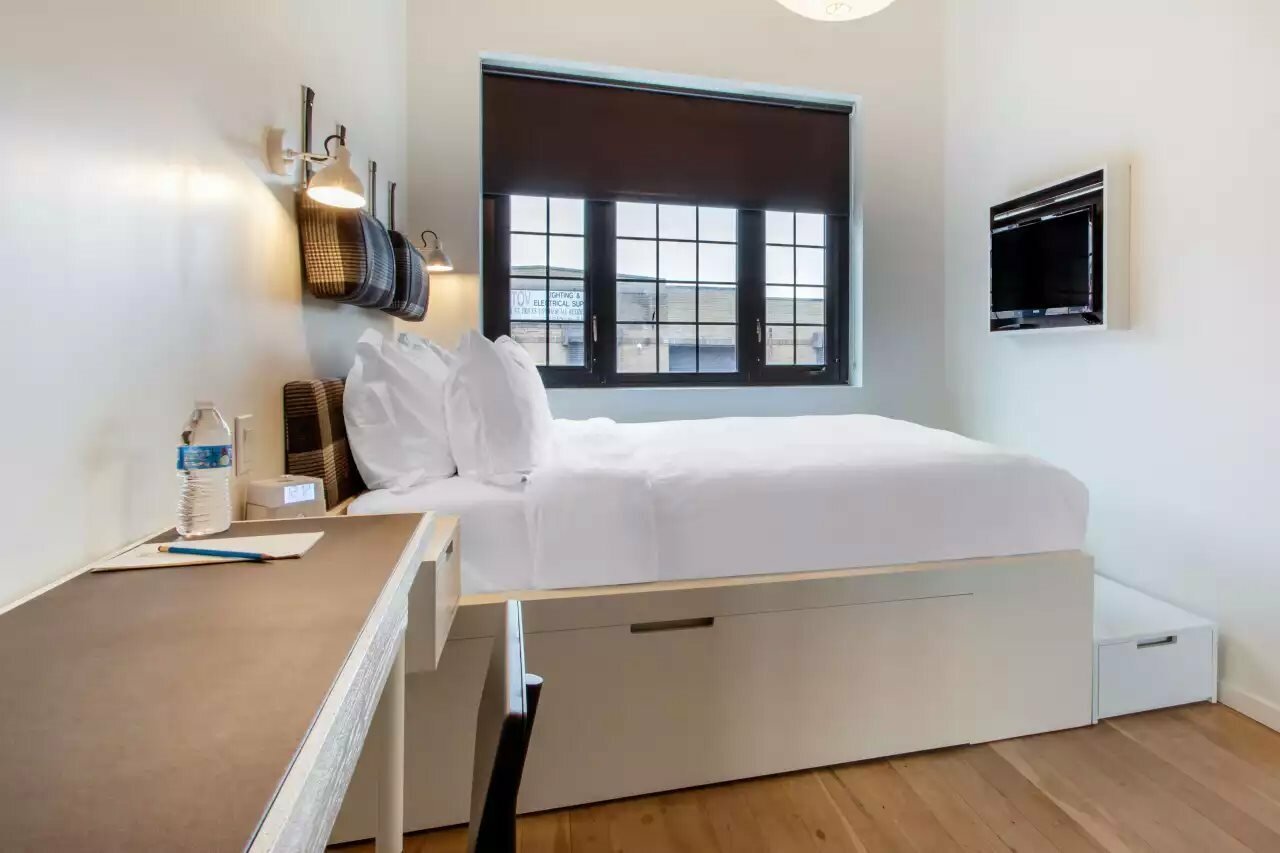 Фото Gowanus Inn and Yard