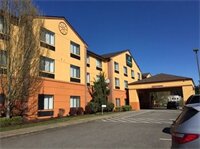 Фото Evergreen Inn and Suites