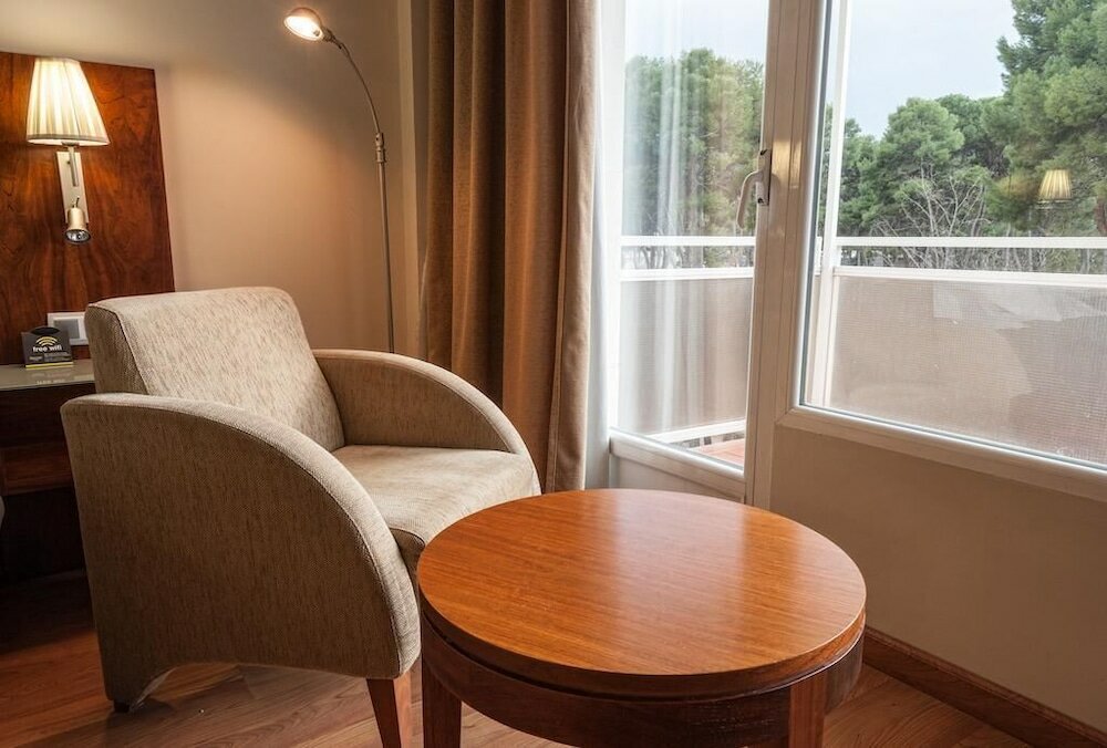 Фото Hotel Sercotel Los Llanos