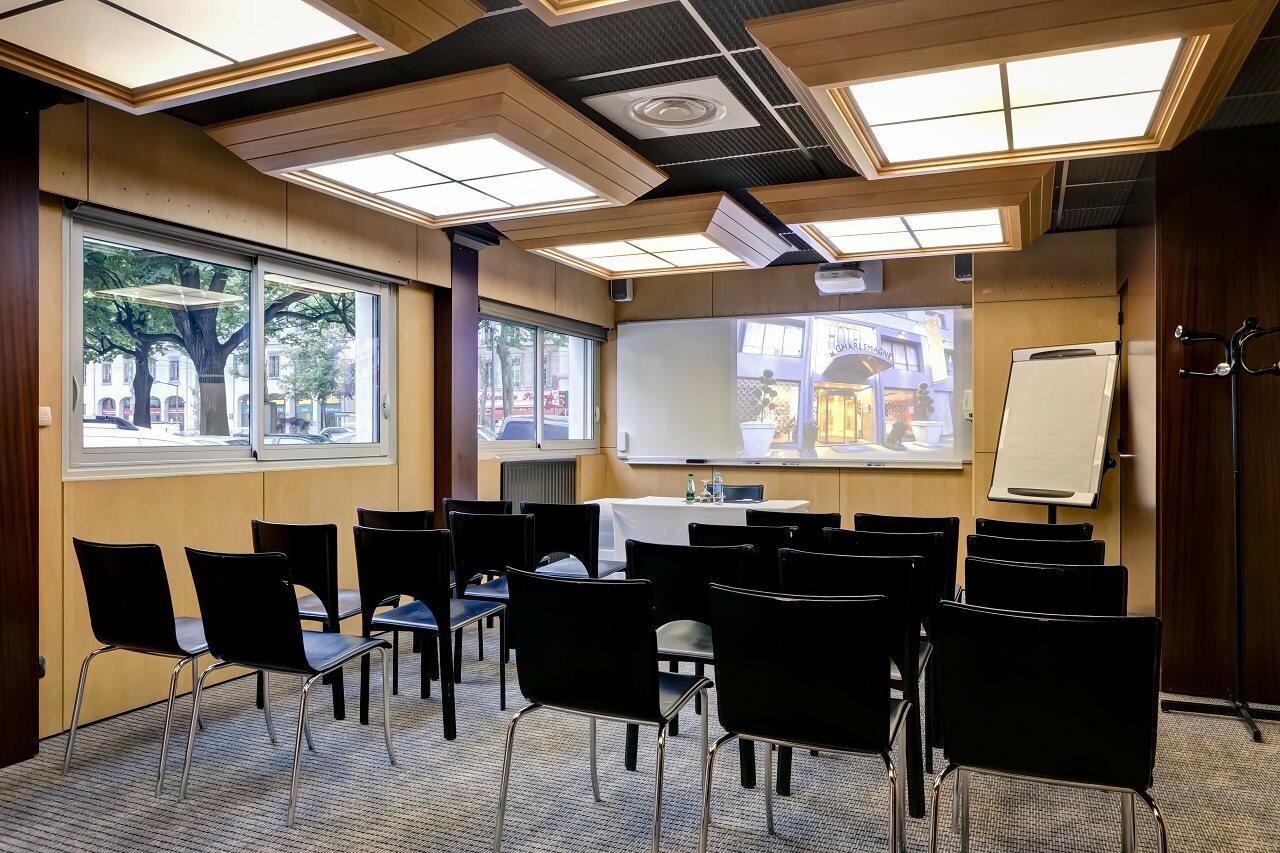 Фото Hôtel Charlemagne by HappyCulture