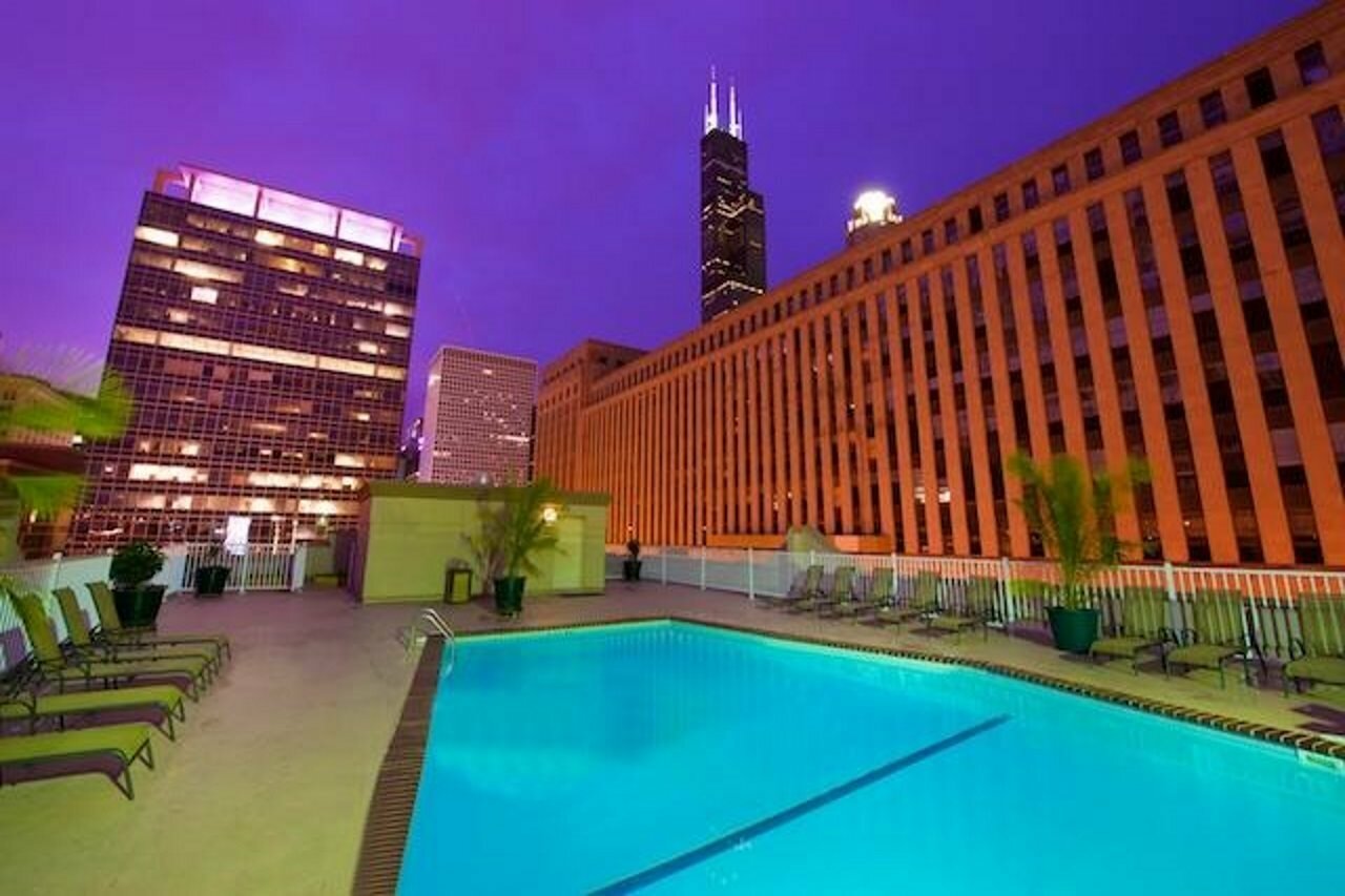 Фото Holiday Inn & Suites Chicago - Downtown