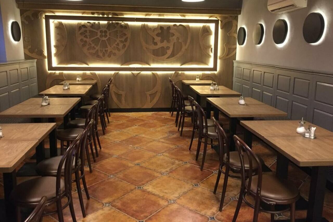 Фото King Charles Boutique Residence