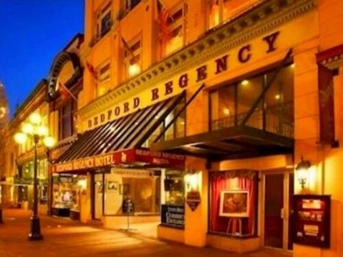 Гостиница Bedford Regency Hotel в Провинции Британская Колумбия