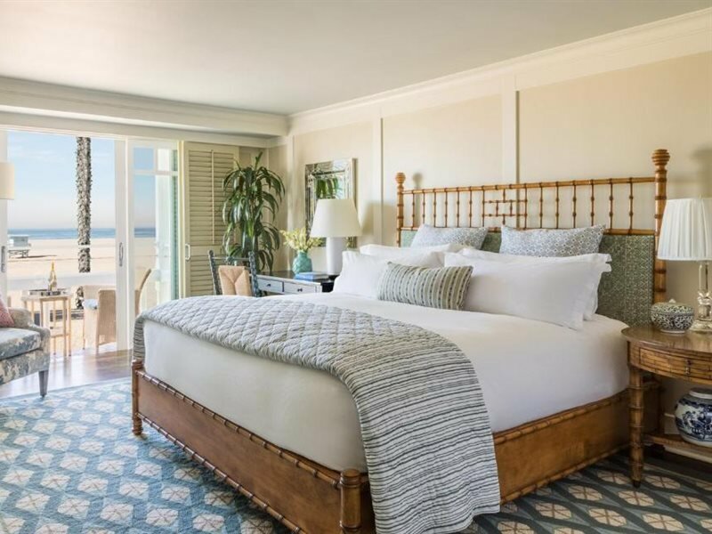 Фото Shutters on the Beach