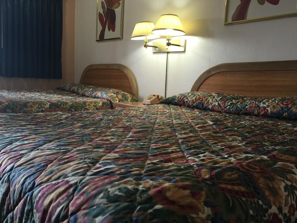 Фото Economy Inn Barstow