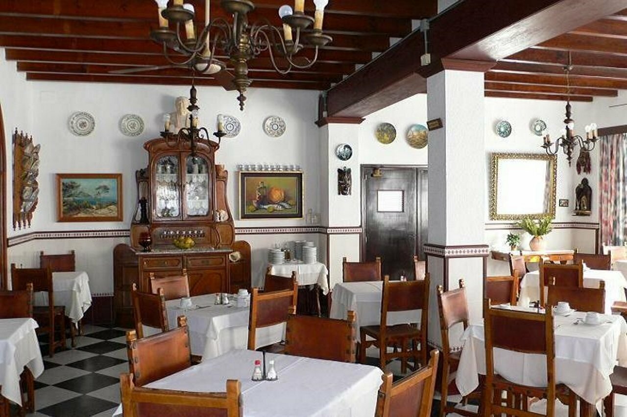 Фото Hostal Ca's Bombu