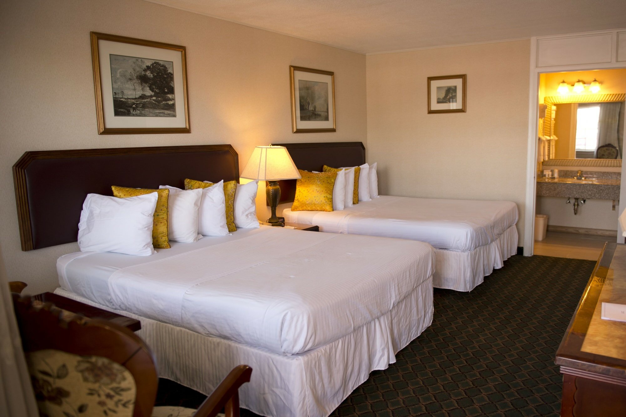 Фото Travelodge by Wyndham Ogallala