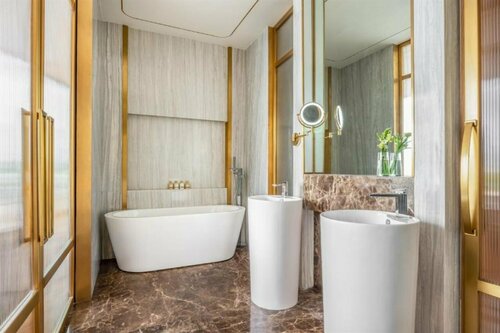 Гостиница voco Dubai Monaco Heart of Europe в Дубае