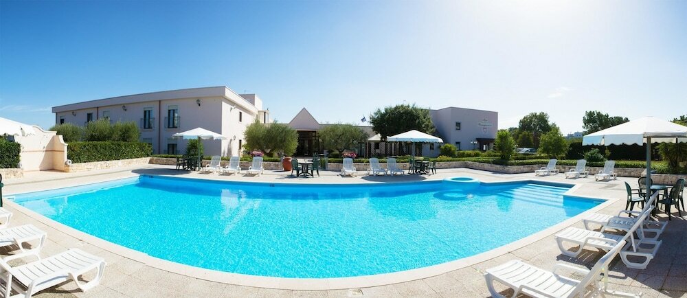 Фото Hotel Ramapendula