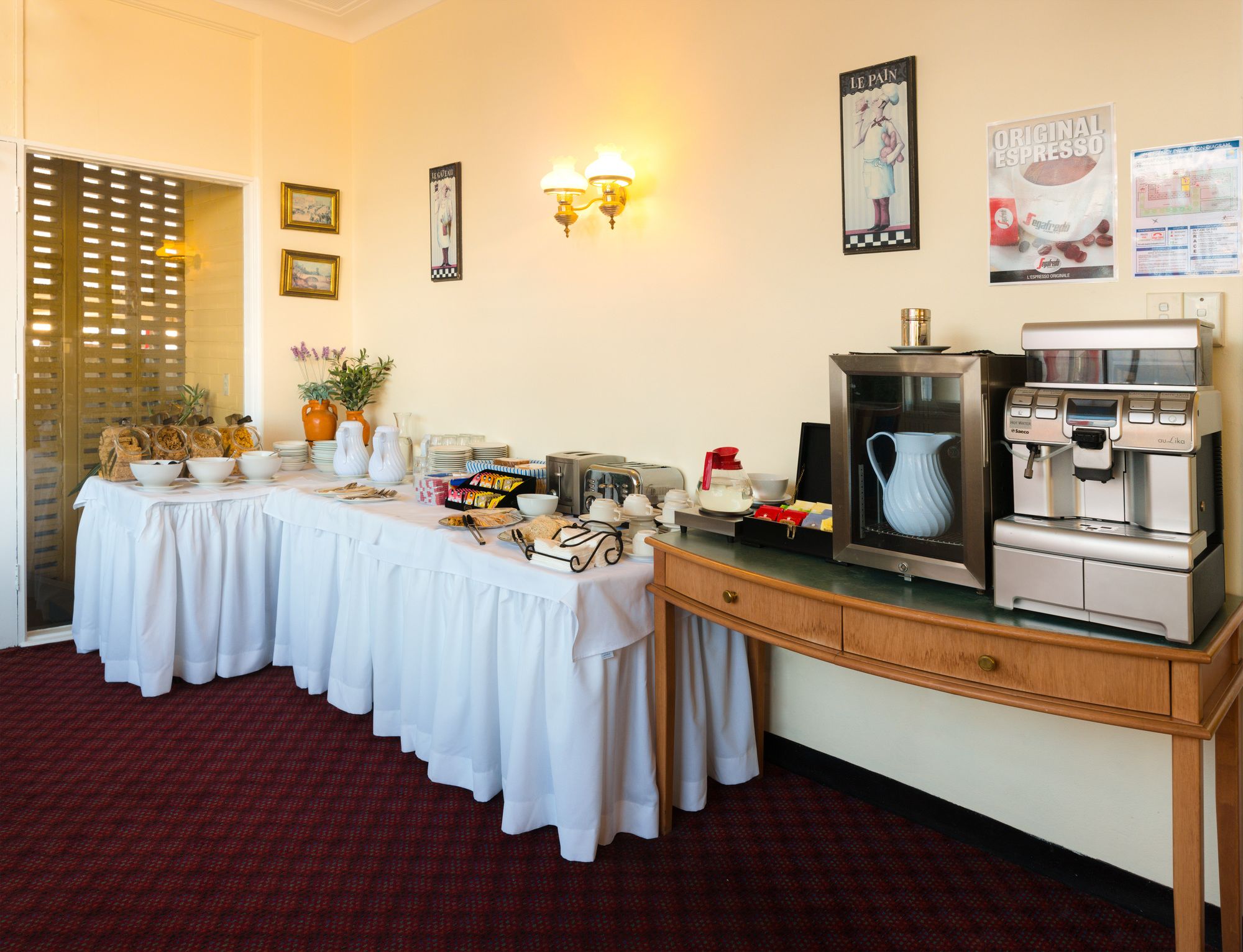 Фото Comfort Inn North Shore