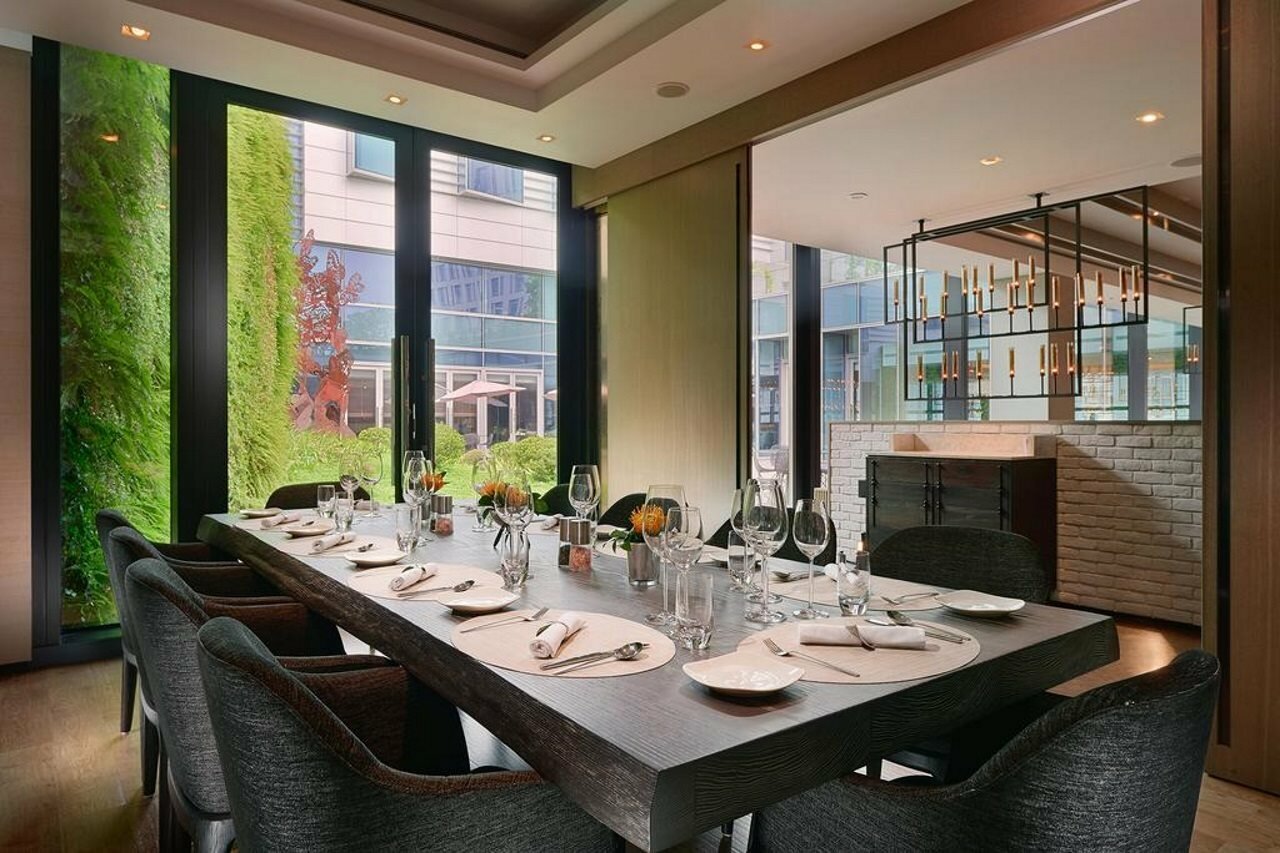 Фото Humble House Taipei, Curio Collection by Hilton