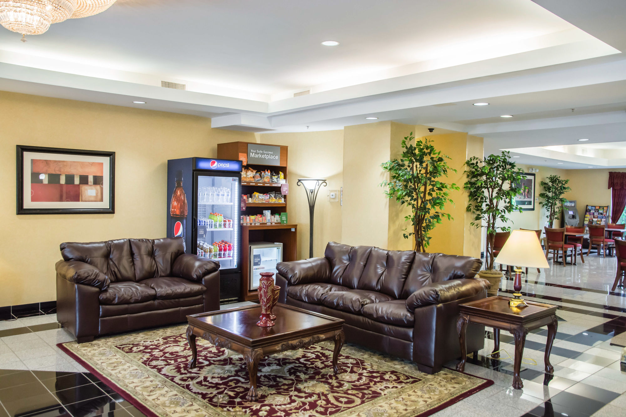 Фото Comfort Suites Cincinnati Airport