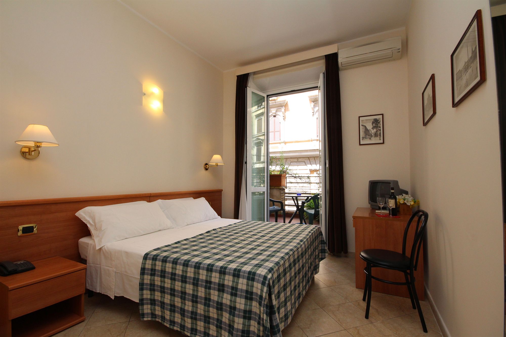 Фото Hotel Principe Eugenio