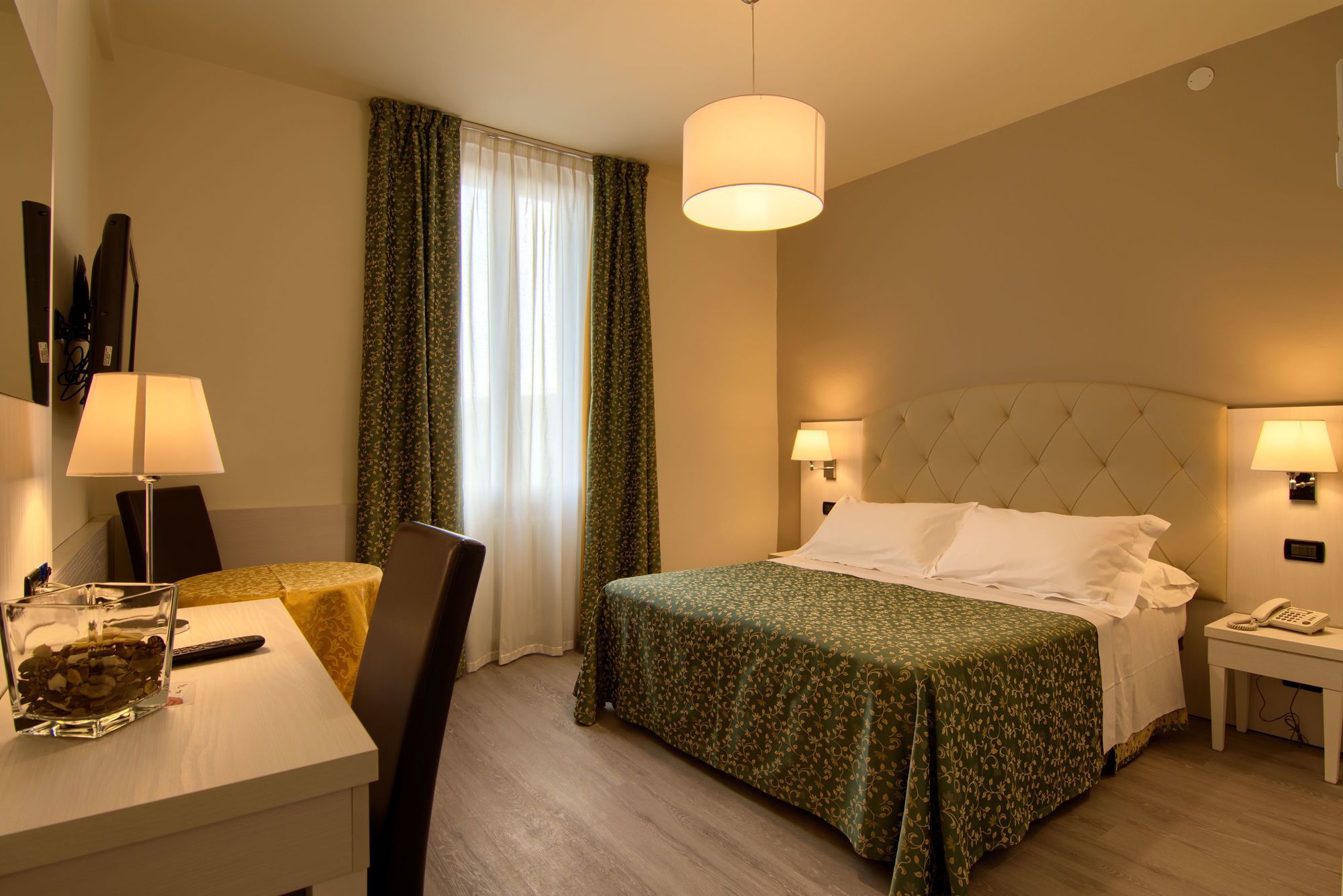 Фото Hotel Eden Salò