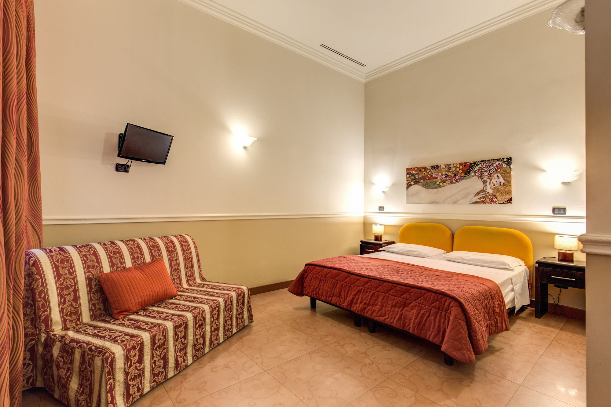 Фото Everest Inn Rome