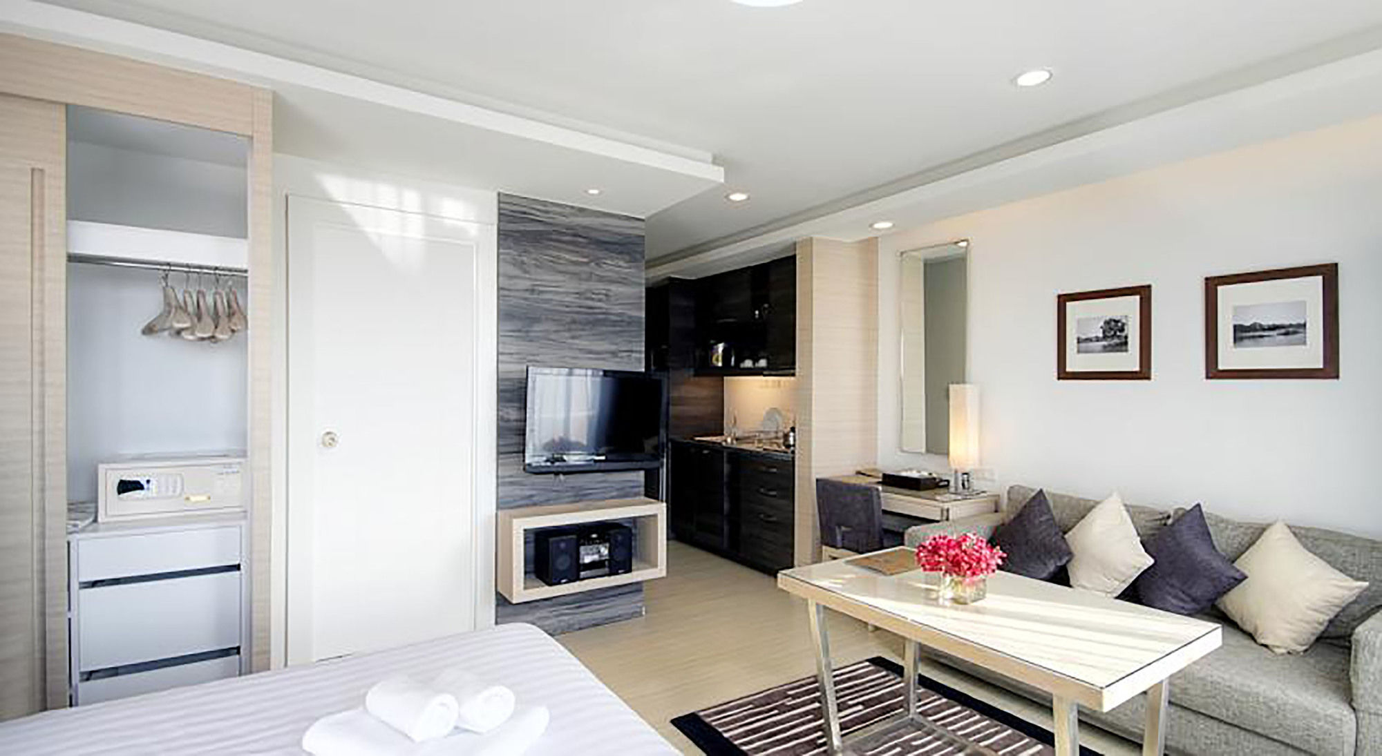 Фото Classic Kameo Hotel & Serviced Apartments, Ayutthaya