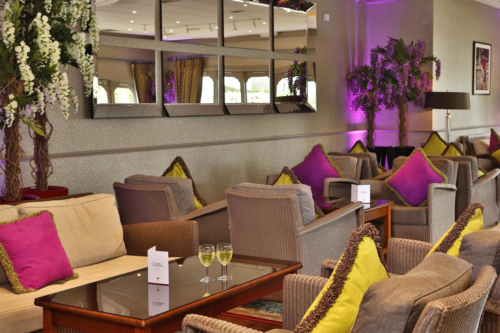 Фото Best Western Plus The Connaught Hotel & SPA