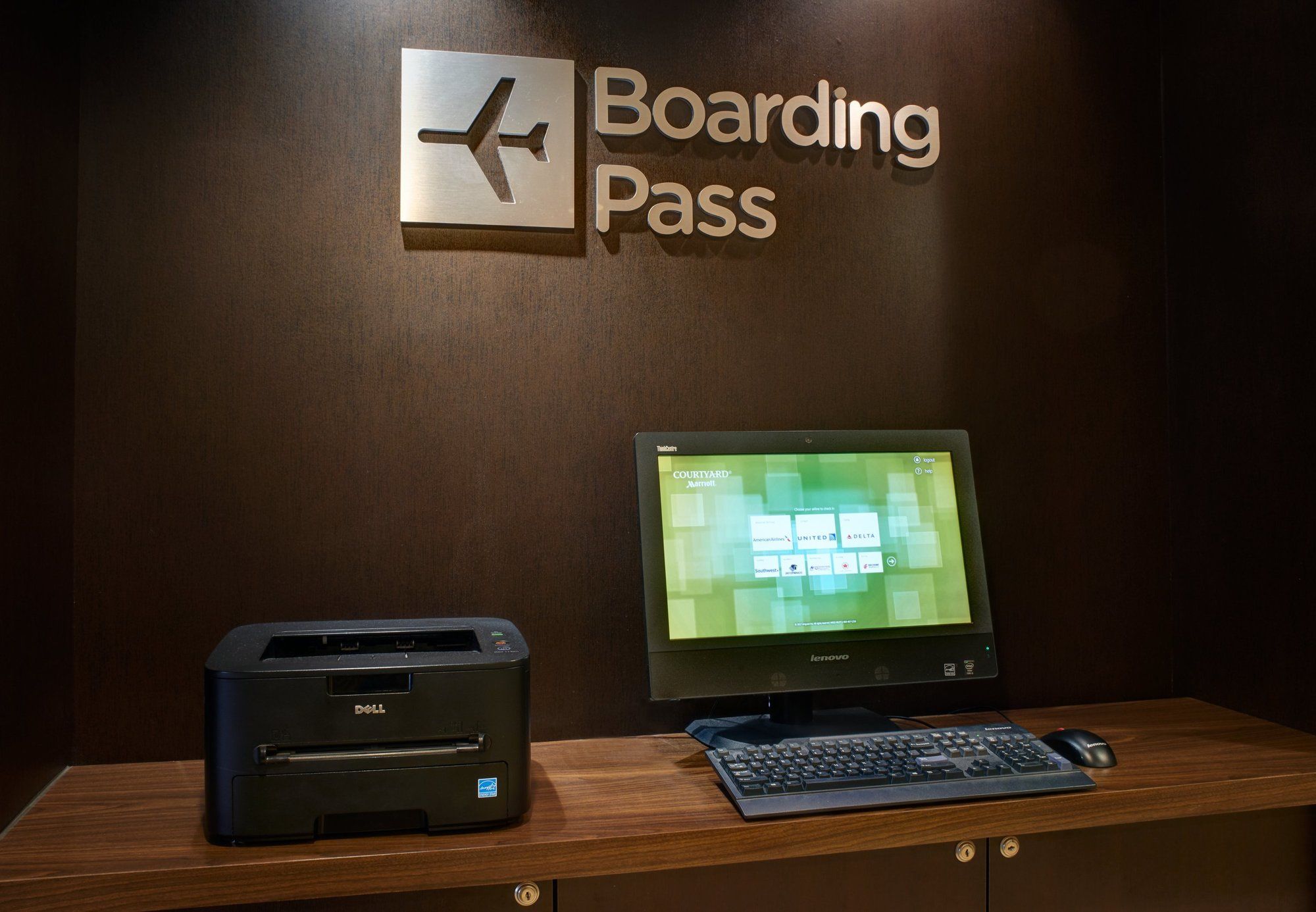 Фото Courtyard by Marriott Des Moines West Clive