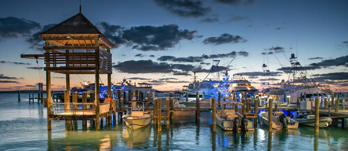 Гостиница Valentines Resort & Marina
