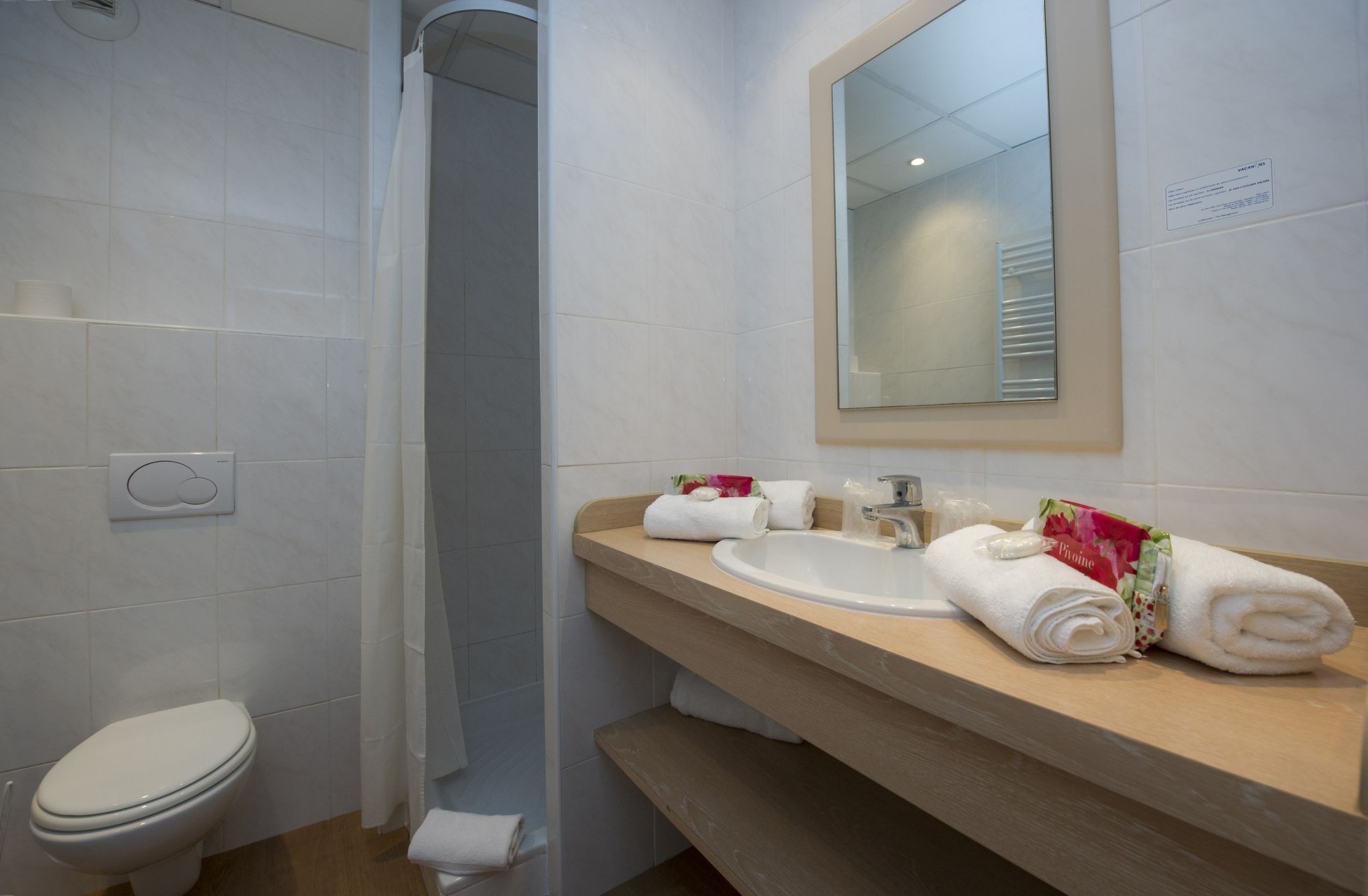 Фото L'Orangeraie Hotel by Miléade