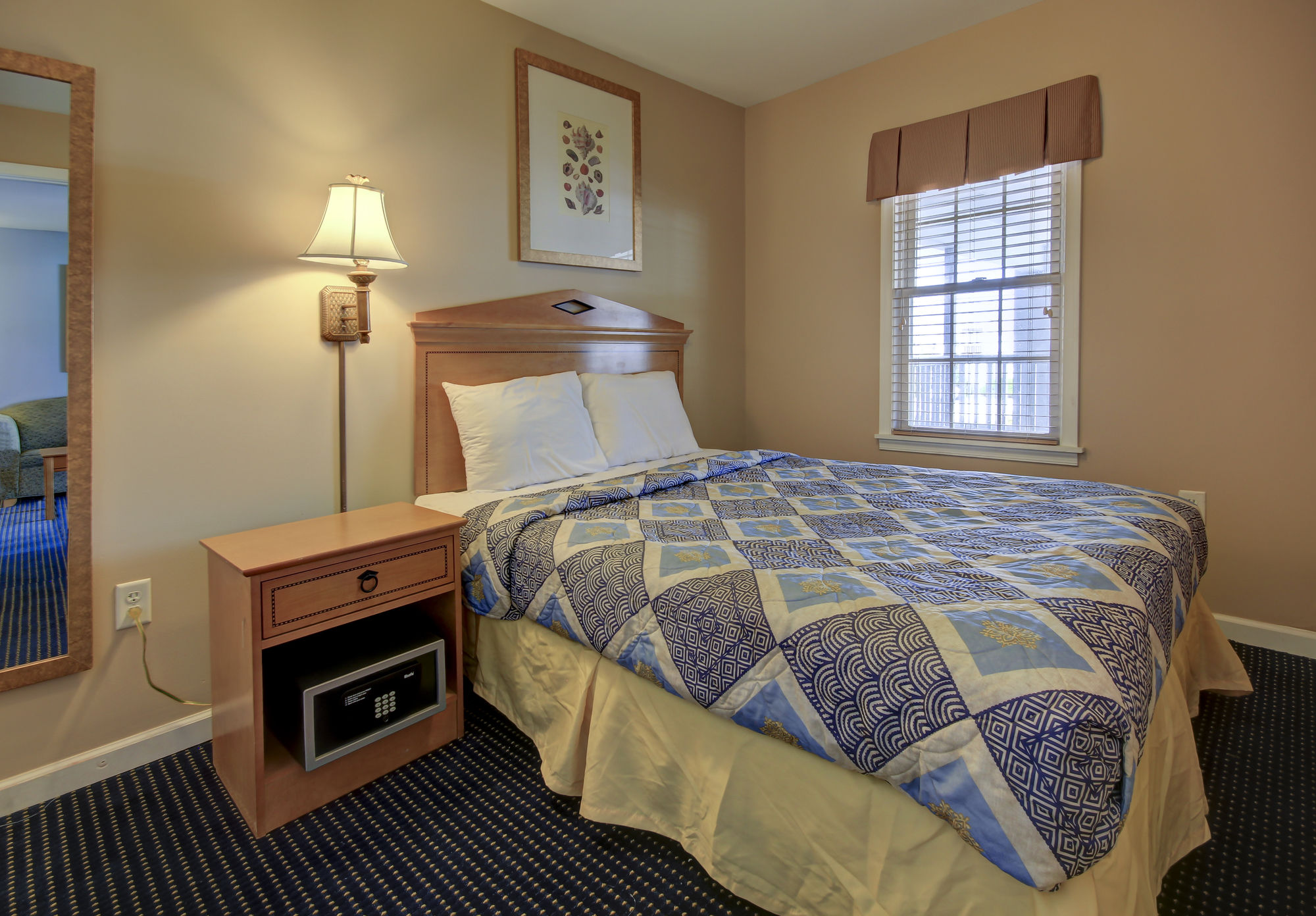 Фото Ambassador Inn