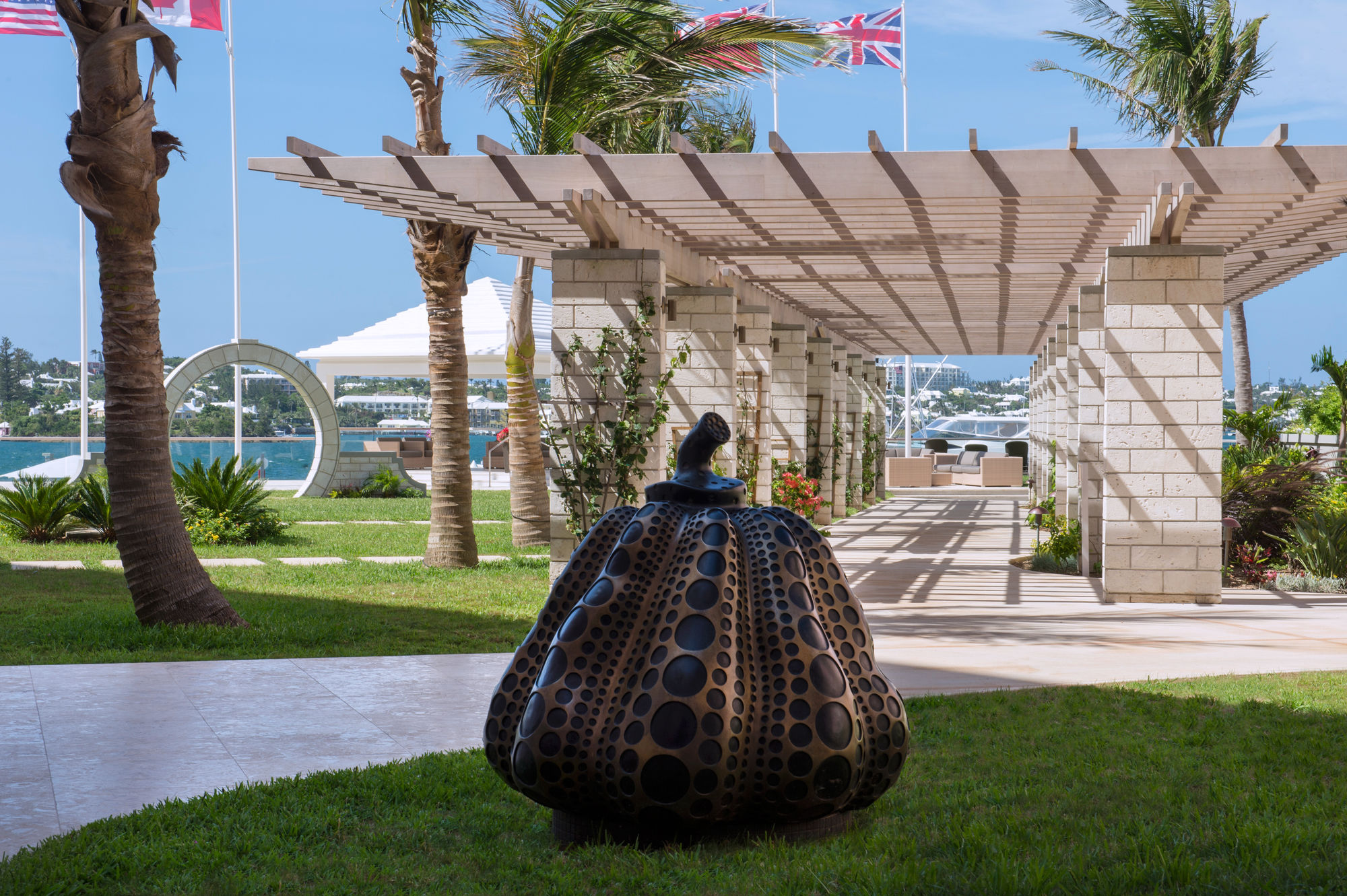 Фото Hamilton Princess & Beach Club A Fairmont Managed Hotel