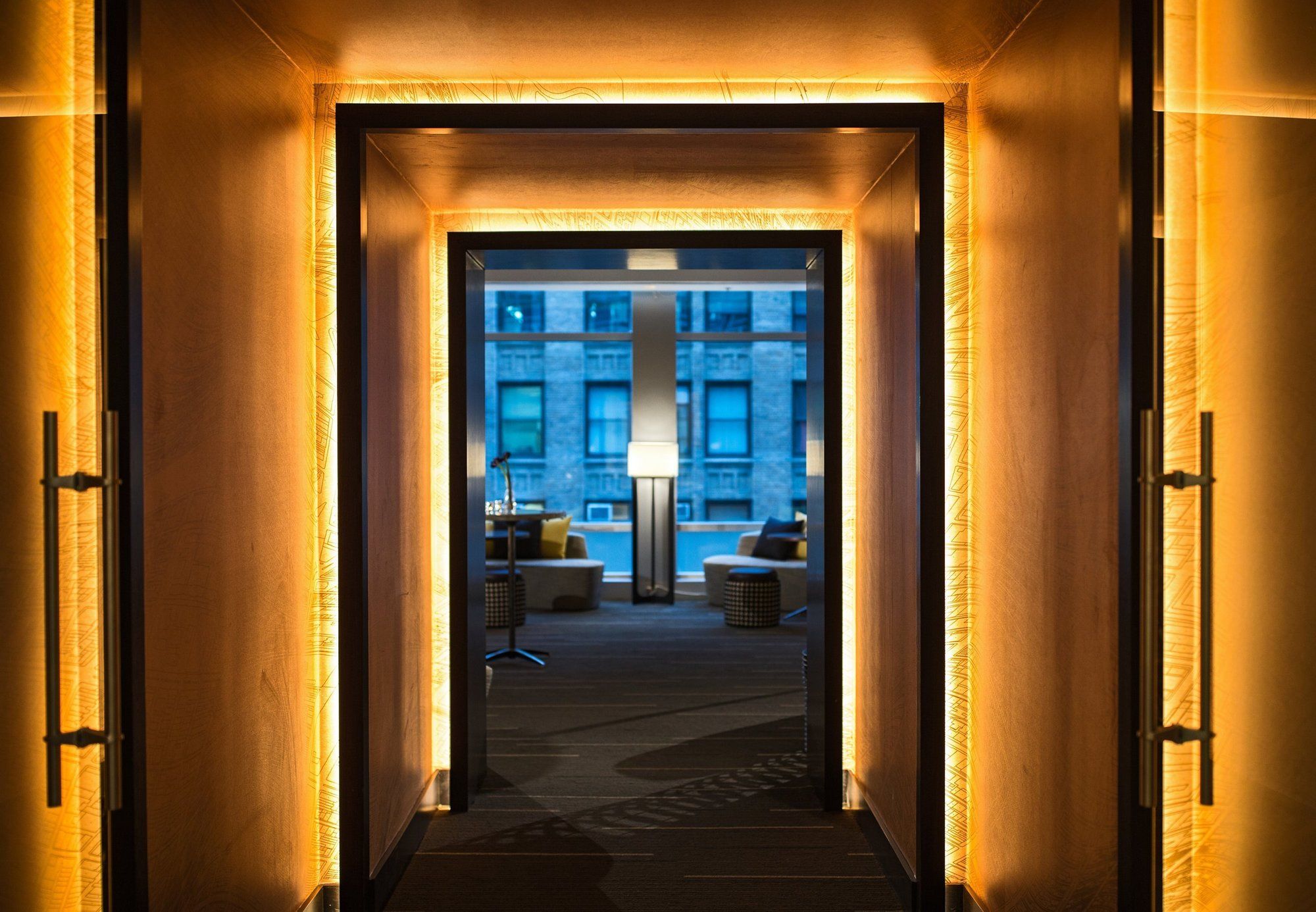 Фото Renaissance New York Midtown Hotel