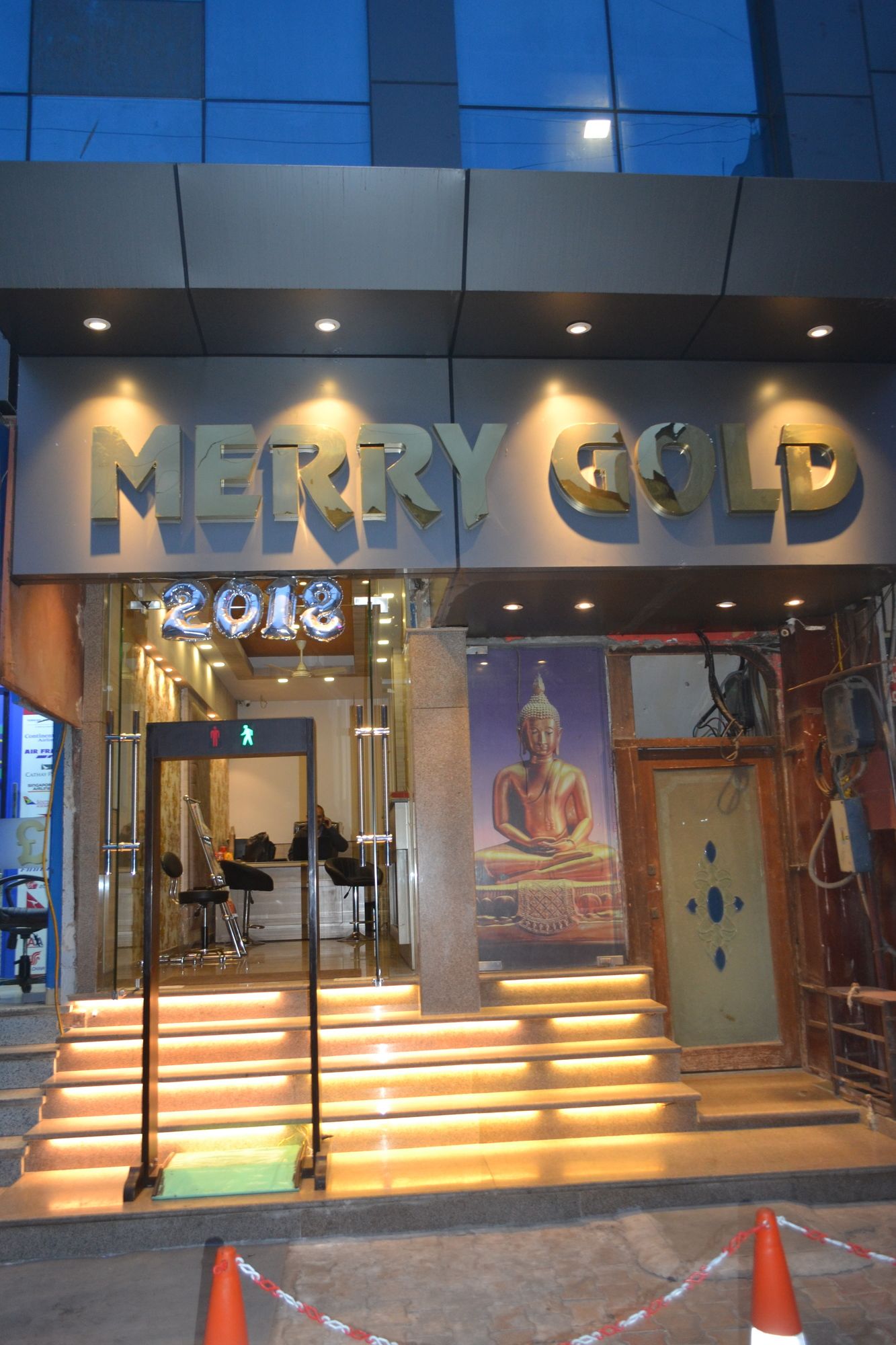 Фото Hotel Merry Gold