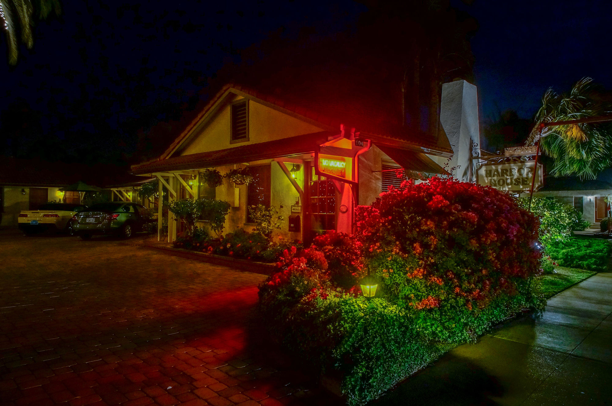 Фото Harbor House Inn