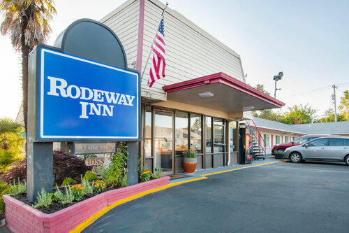 Гостиница Signature Inn Eugene в Юджине