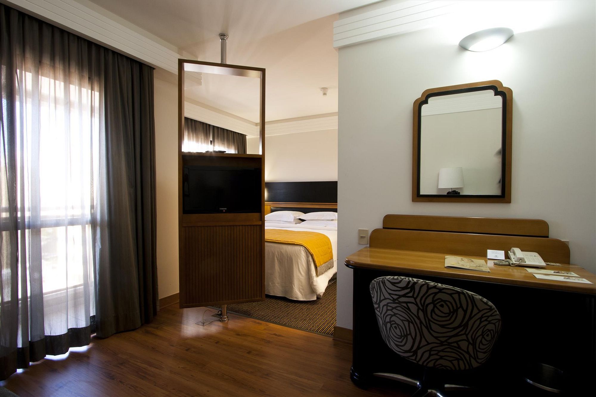 Фото Estanplaza International