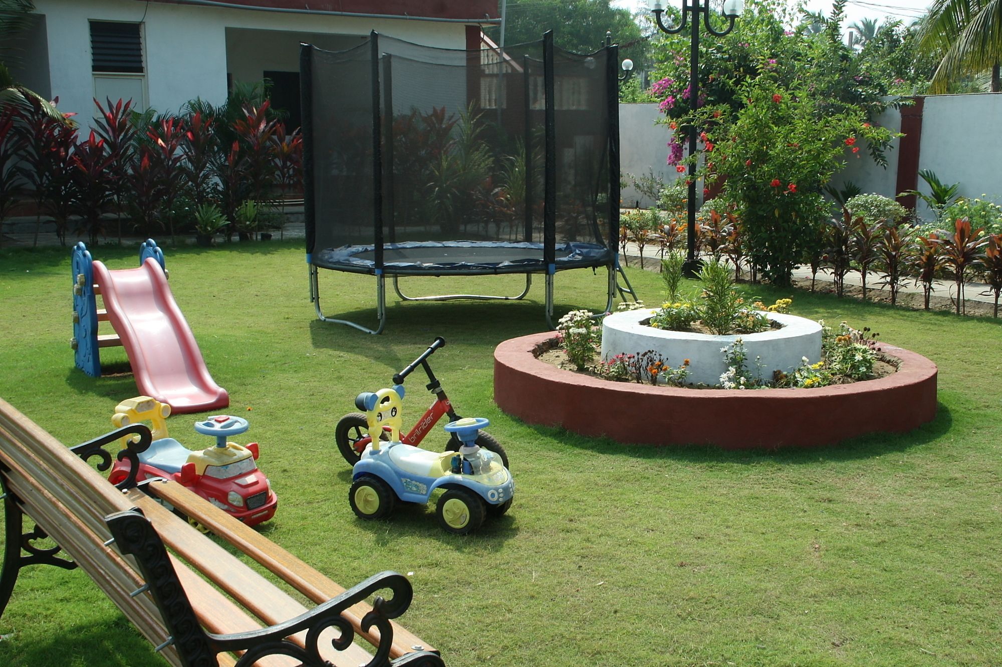 Фото La Vaiencia Beach Resort