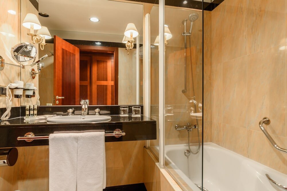 Фото Eurostars Gran Hotel Santiago