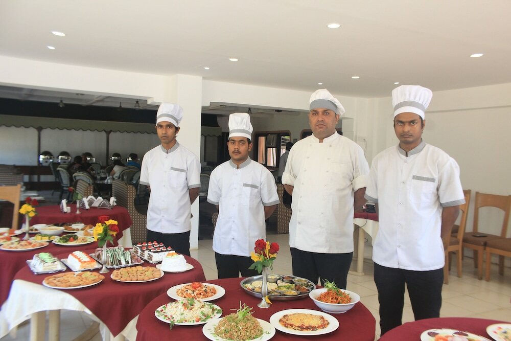 Фото The Byke Old Anchor Beach Resort