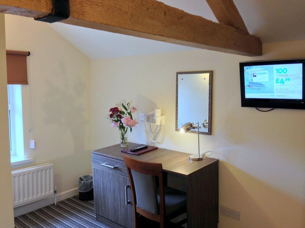 Фото Ely House Hotel
