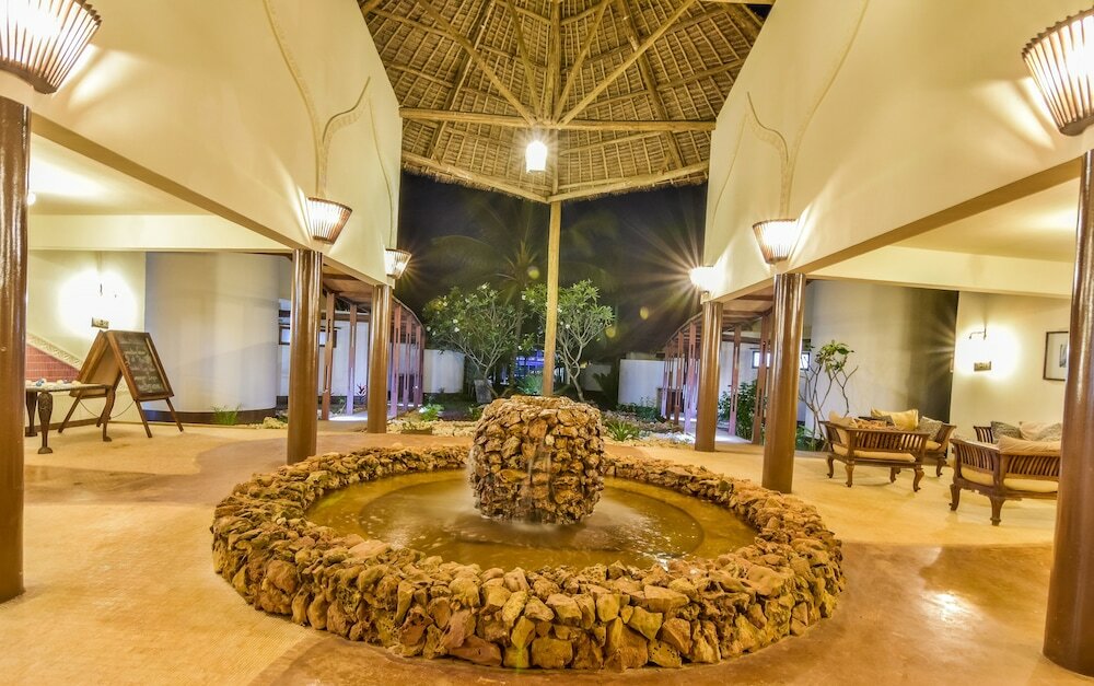 Фото Kena Beach Hotel