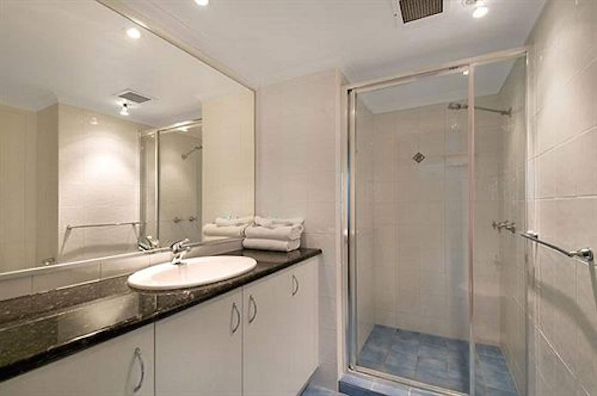 Фото South Pacific Plaza