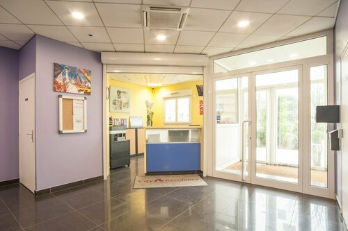 Гостиница City Residence Chelles в Шеле