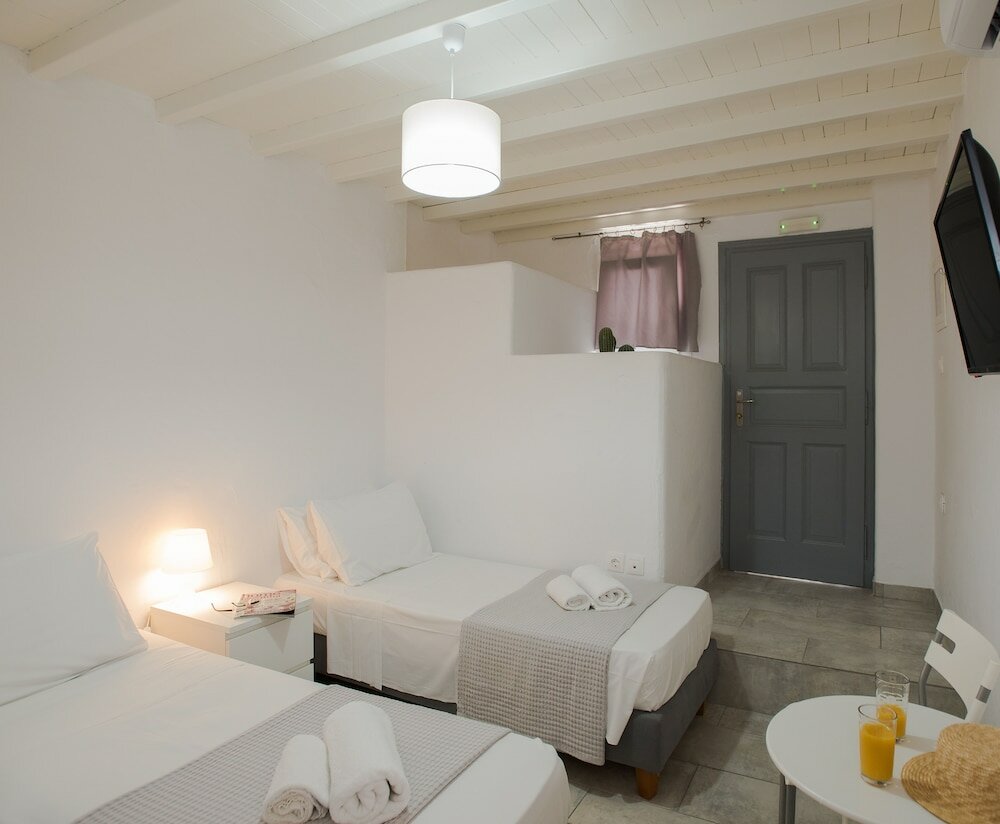 Фото Madres Houses